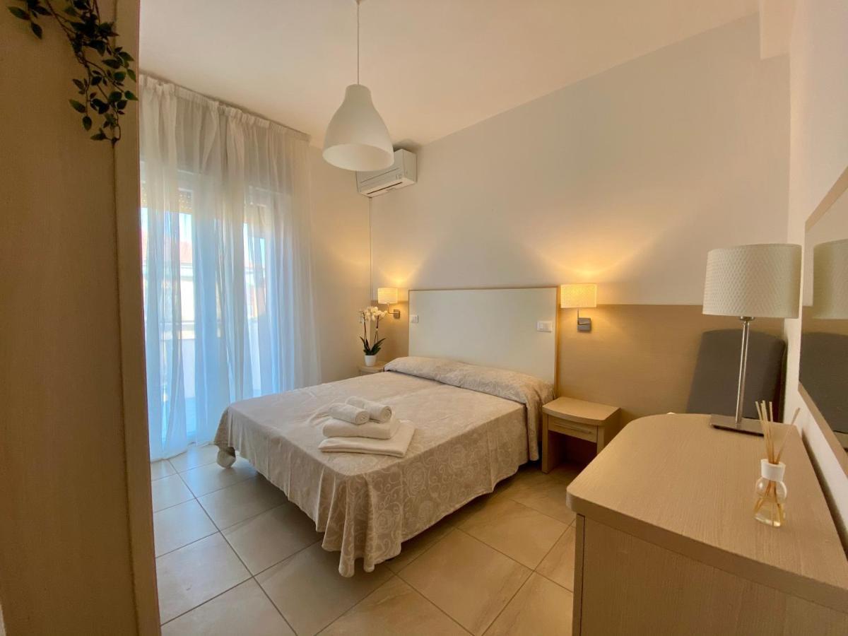 Hotel Palladio B&B Cervia Eksteriør billede